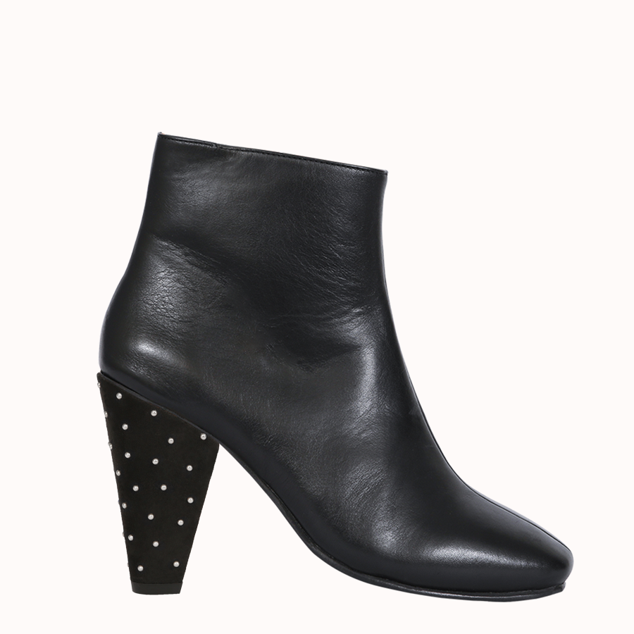 Bottines à talons plats détails cloutés noir femme | La Halle Bottines à talons plats détails cloutés noir femme | La Halle