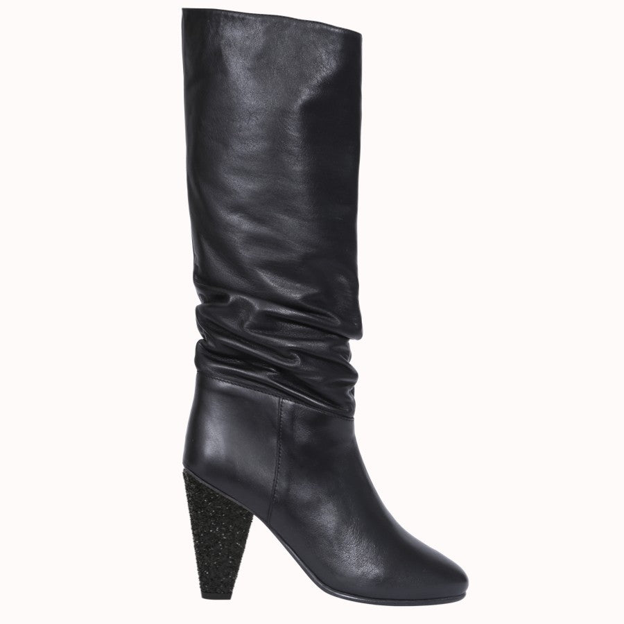 Bottes En Cuir Fripé Noir Avec Motifs Cloutés Métal - Taille 37, Talon 2-7 Cm, Occasion TBE